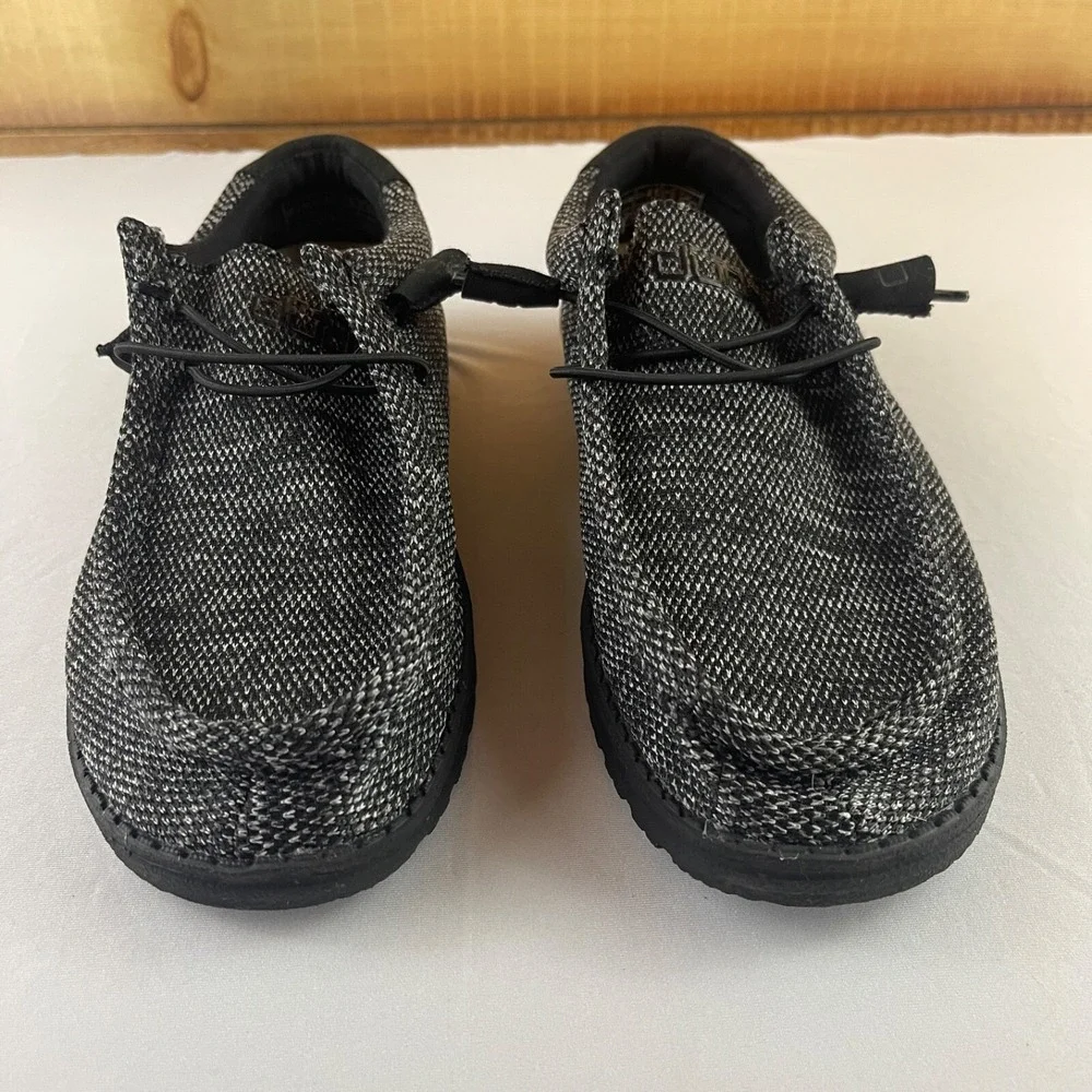 Hey Dude Wally Sox Womens 10 Mens 8 Black Grey Loafer Comfort Slip On Shoes